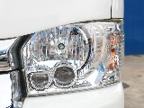 夜間の走行も安心のLEDヘッドランプ付き！！