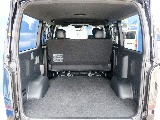バンならではの荷室です！！