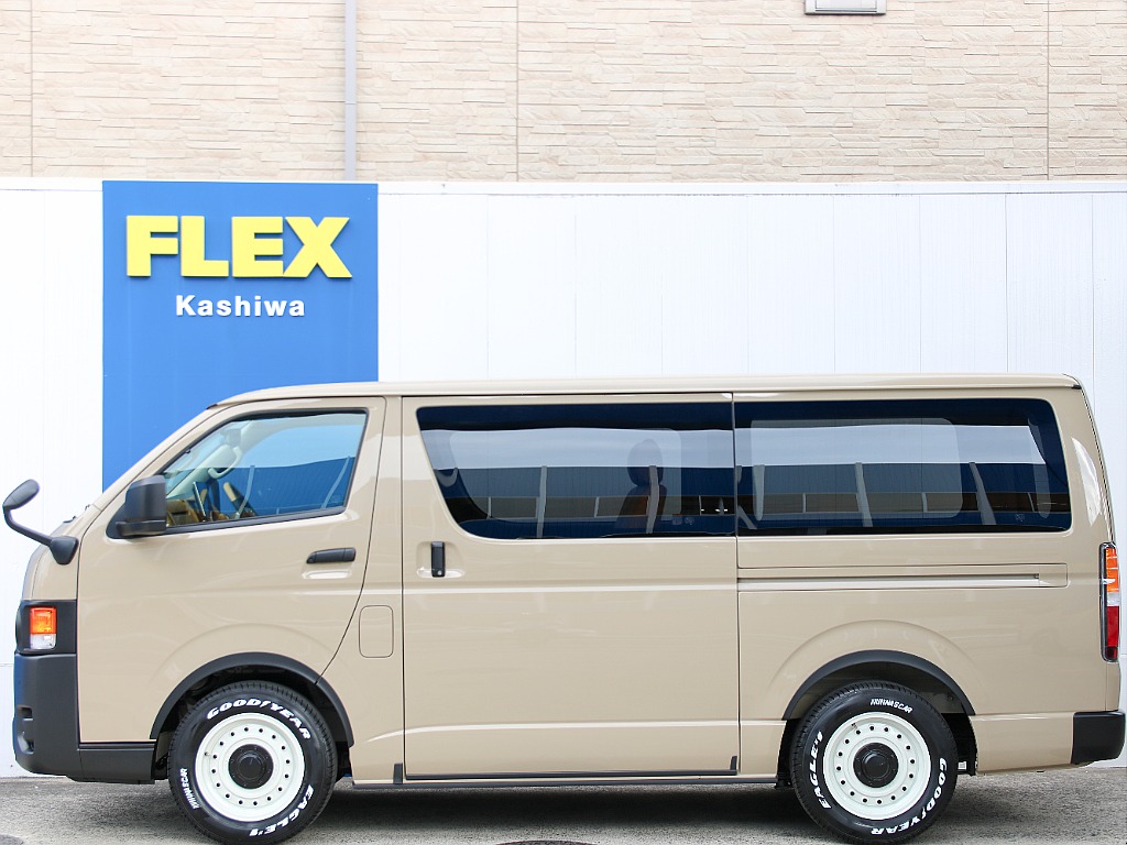 メーカーオプション 両側パワースライドドア完備！！