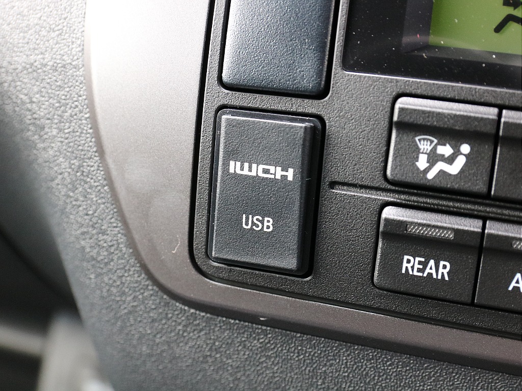 HDMI＆USBポート付き！！