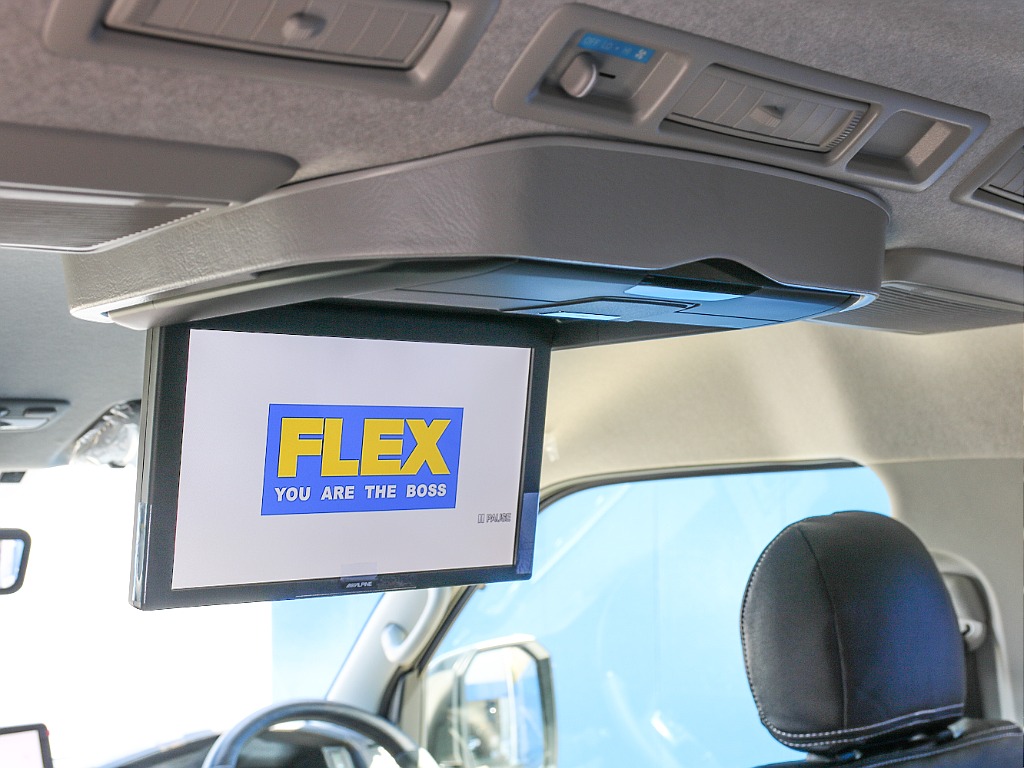 アルパイン 12.8型フリップダウンモニター付き！！