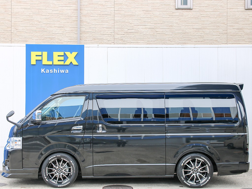 メーカーオプション 両側パワースライドドア完備！！ワゴンGLでファンテックツアラーのみの装備になります！！