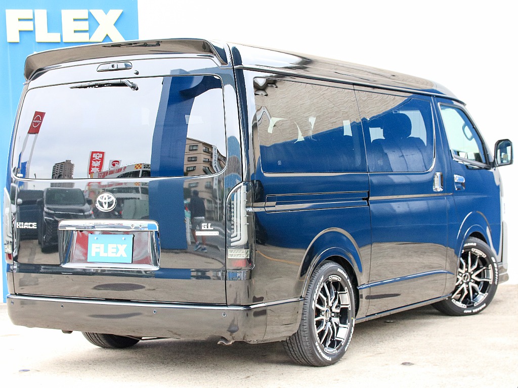 ワイドボディならではのリアビュー！！