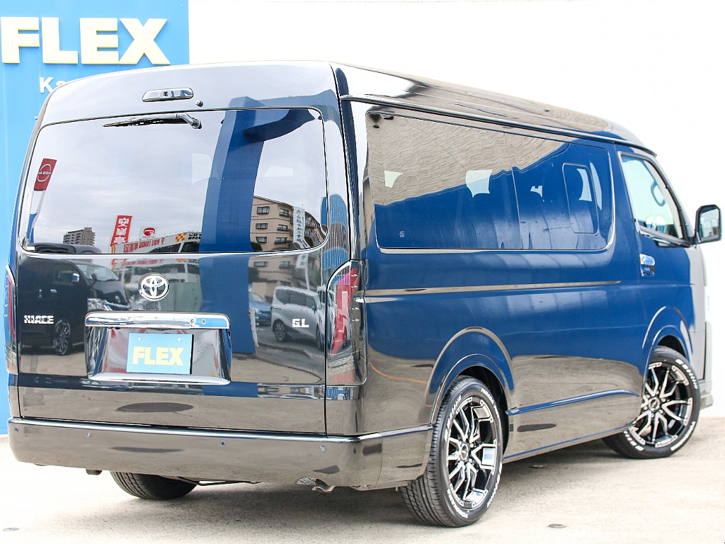 ワイドボディならではのリアビュー！！