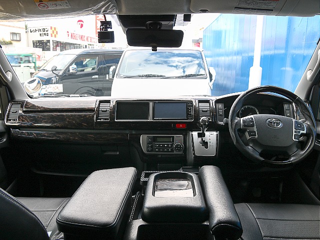 黒木目インテリアパネルセット付き！！