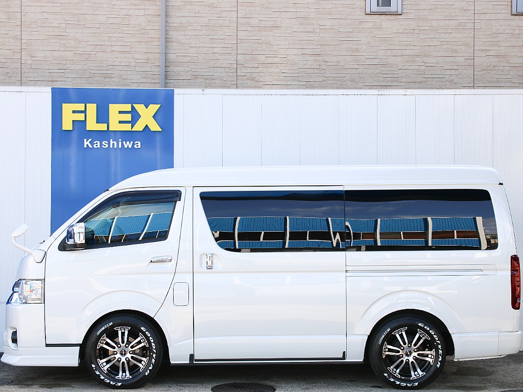 メーカーオプション パワースライドドア完備！！