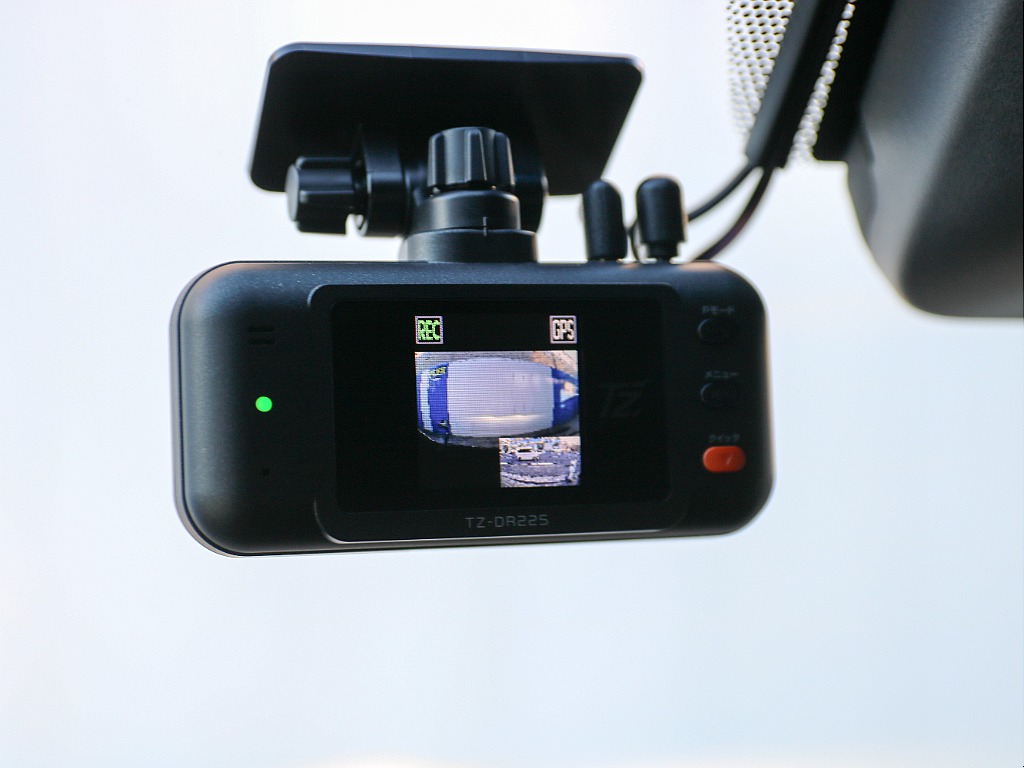 前後ドライブレコーダー完備！！