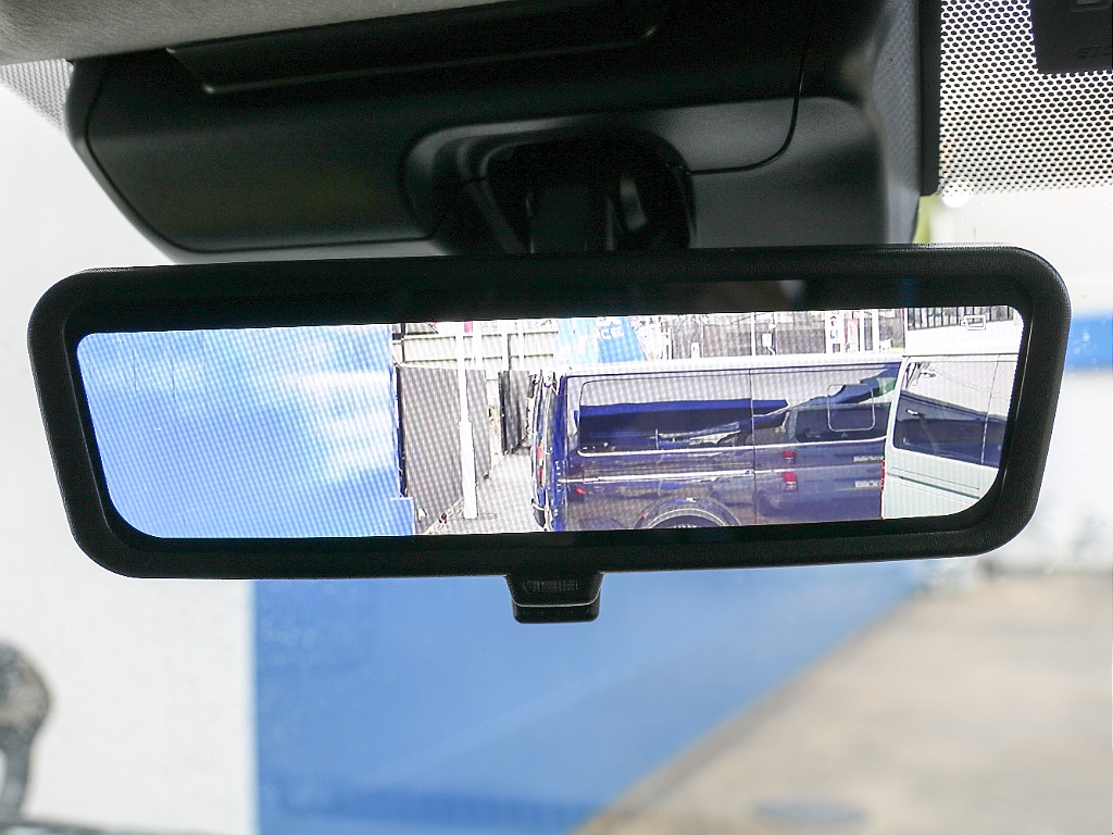 デジタルインナーミラーになります！！