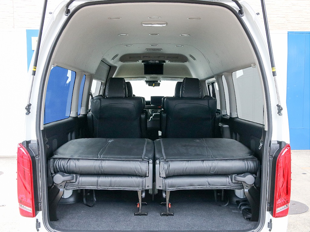 背もたれ格納可能です！！