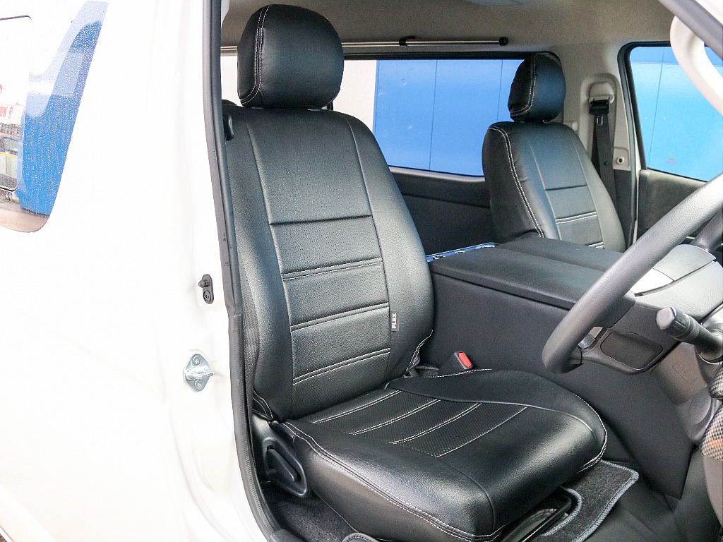 FLEXオリジナル シートカバー完備！！