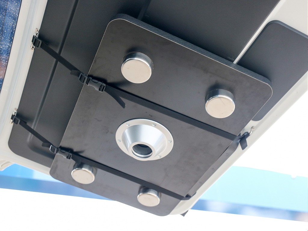 テーブル収納になります！！