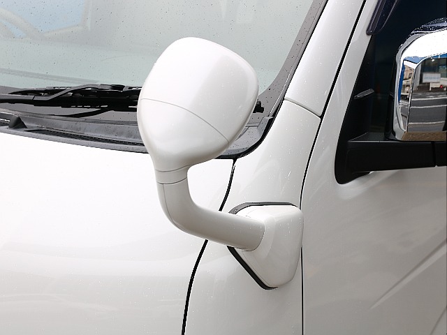 コーナーミラーボディ同色ペイント！！