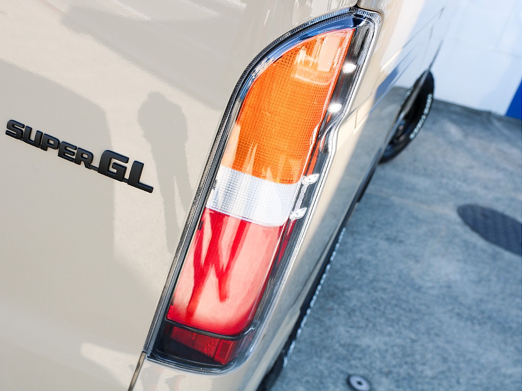 FLEXオリジナル クラッシックテールランプ付き！！