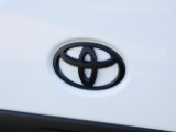 リアTOYOTAエンブレム 艶無しブラックペイント済み！！