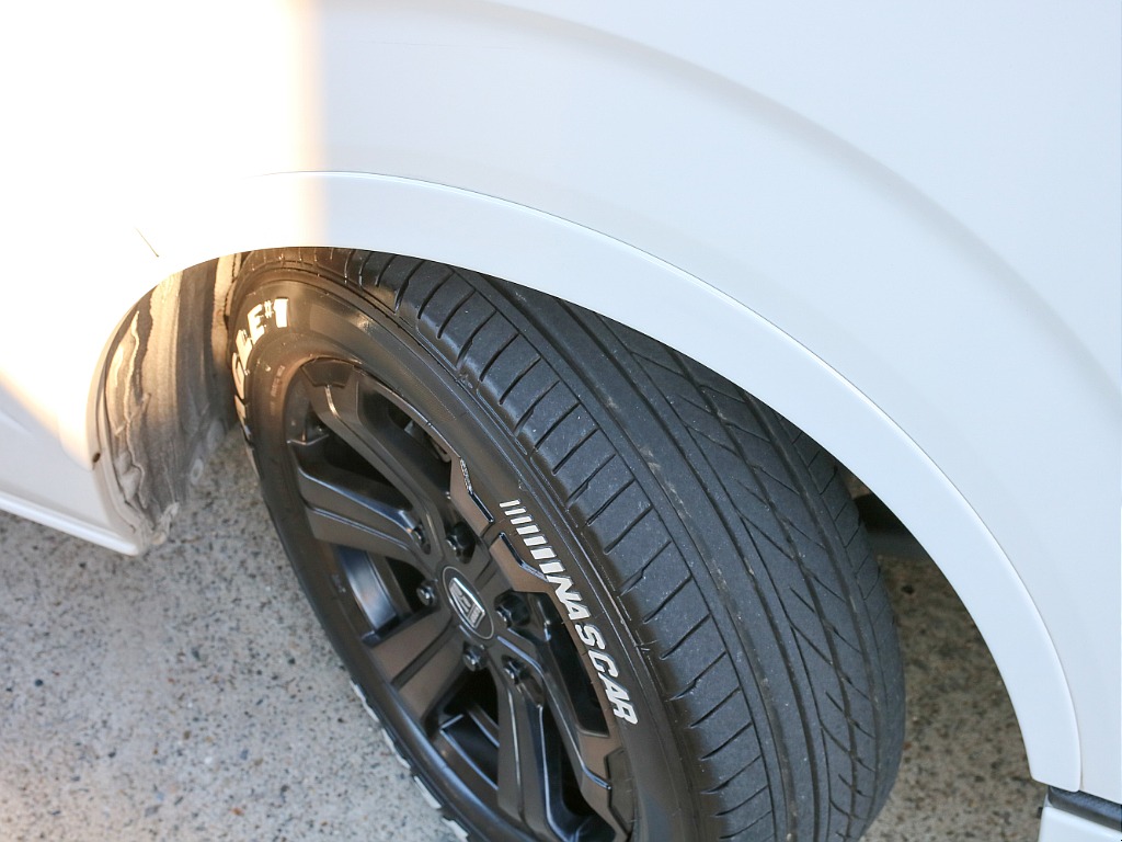 FLEXオリジナル DelfinoLineオーバーフェンダー付き！！