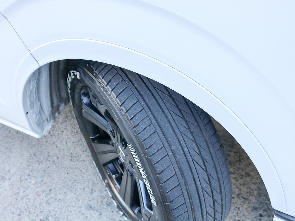 FLEXオリジナル DelfinoLineオーバーフェンダー付き！！