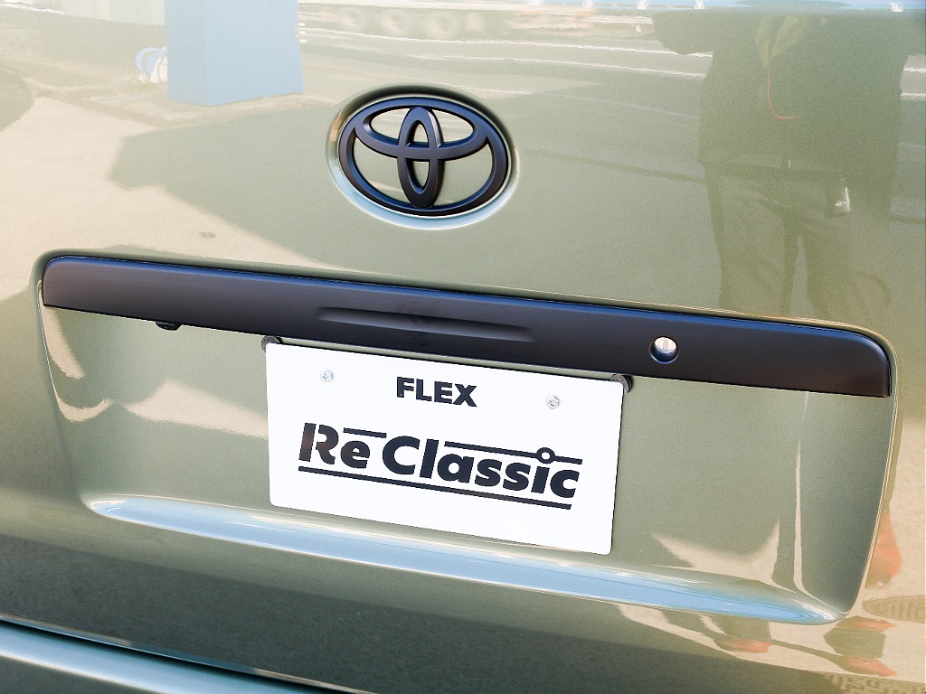 リアガーニッシュ艶無しブラックペイント済み！！