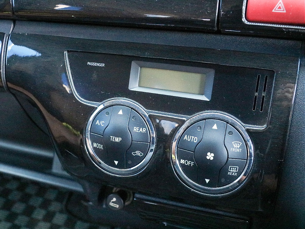 オートエアコンになります！！