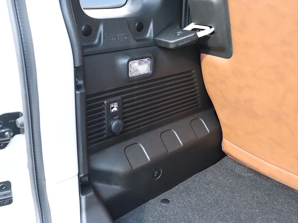 ラゲッジ内張り！