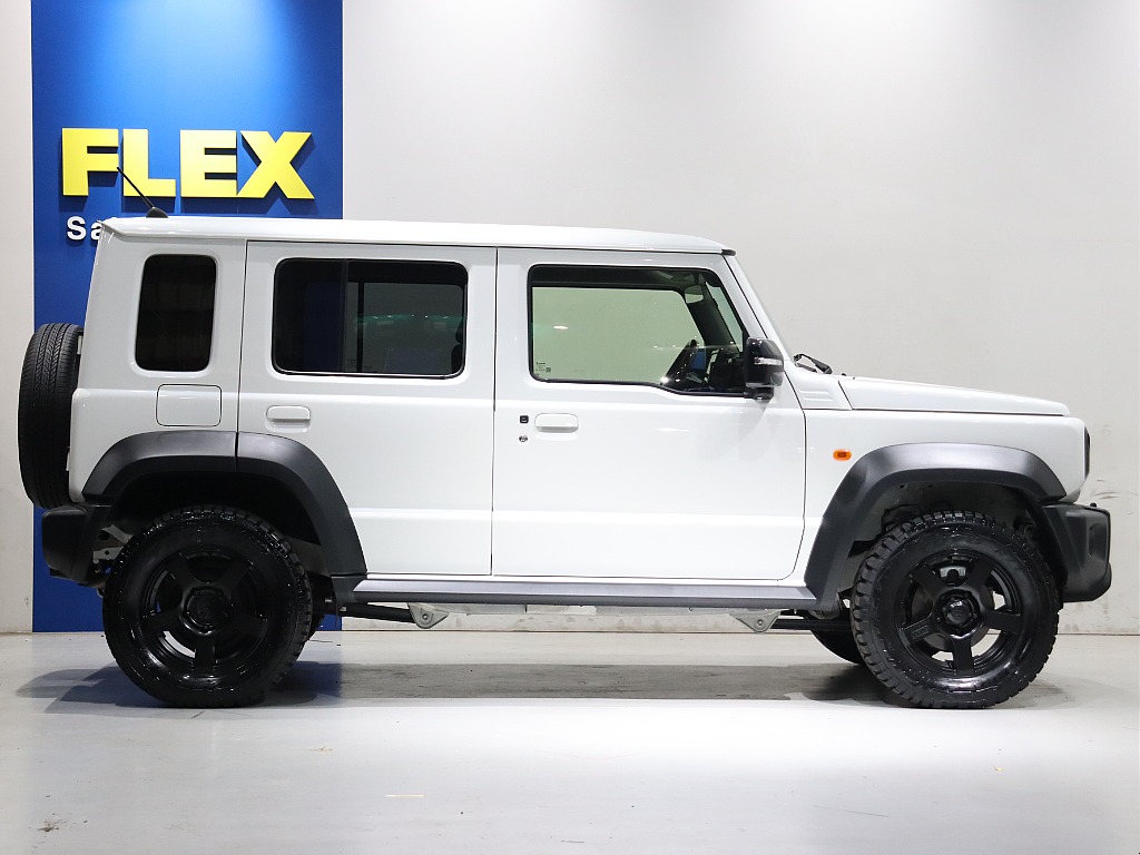 純正車高で乗り降り楽チン♪