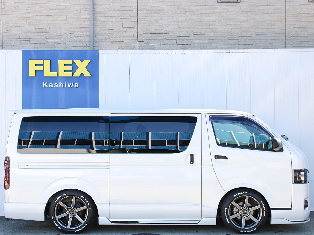 メーカーオプション　両側パワースライドドア付き！！