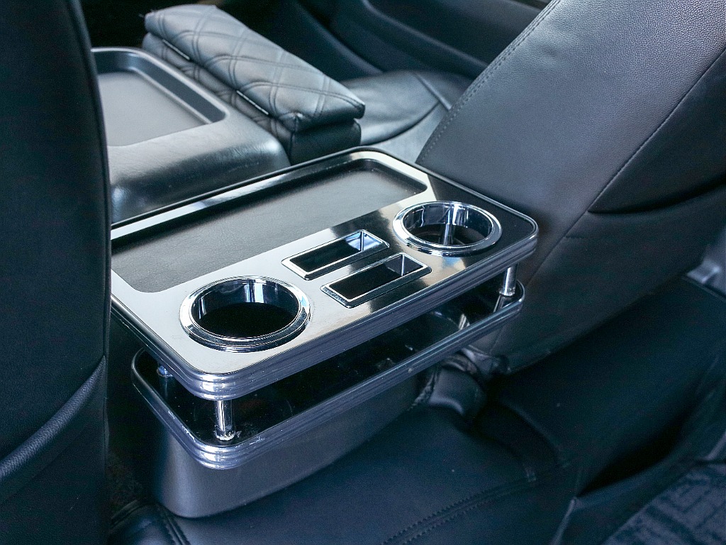 ドリンクホルダー完備！！