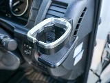 運転席側ドリンクホルダー完備！！