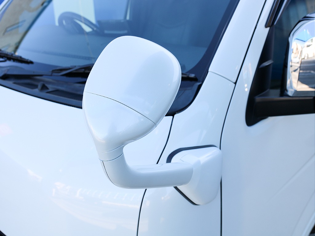 コーナーミラーボディ同色ペイント！！