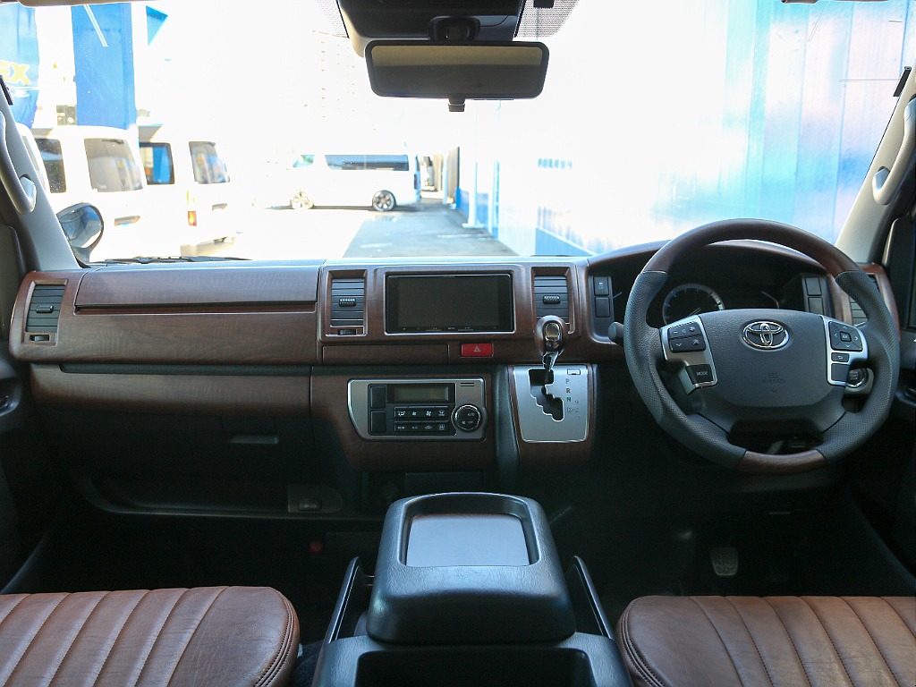 FLEXオリジナル 茶木目インテリアパネルセットインストール！！