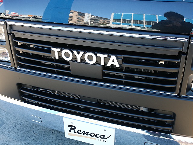 TOYOTAエンブレム付き！！