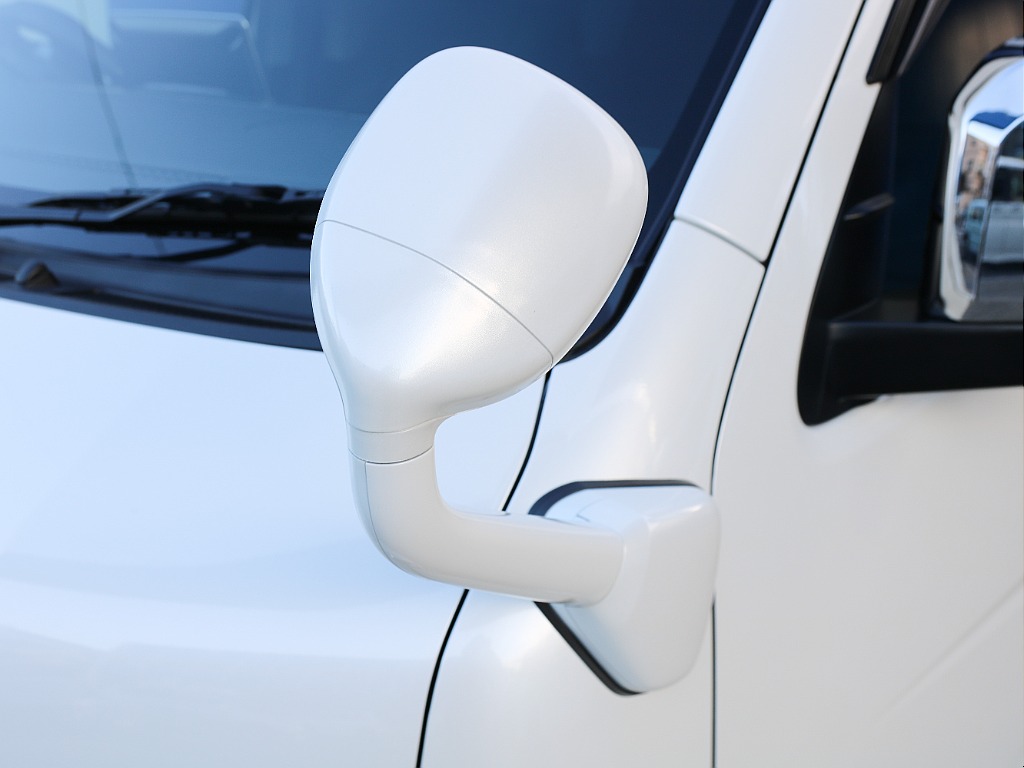 コーナーミラーボディ同色ペイント！！