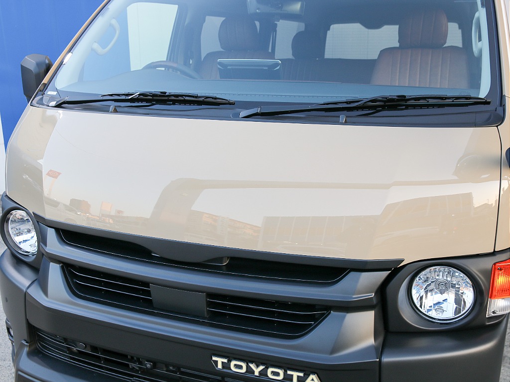 ボンネットスムージング施工済み！！