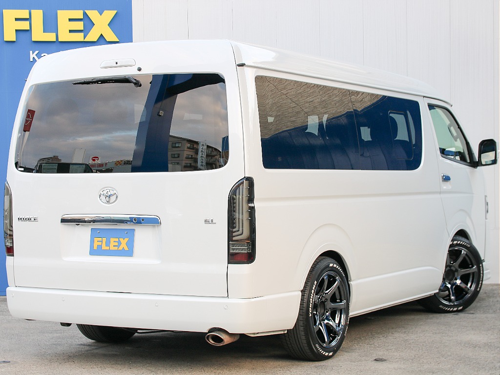 ワイドボディならではのリアビュー！！