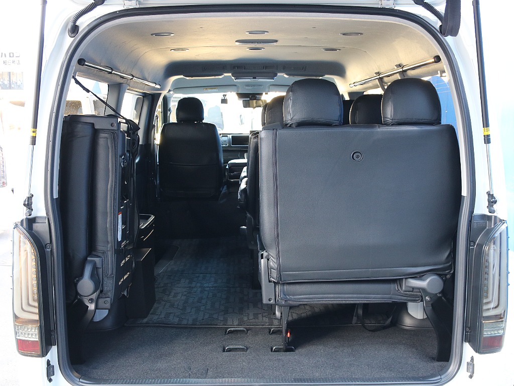 片側跳ね上げ可能です！！