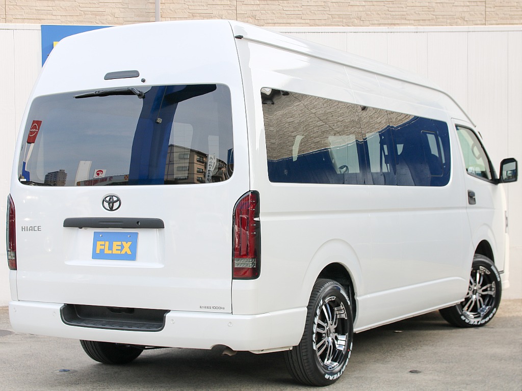 ワイドボディならではのリアビュー！！