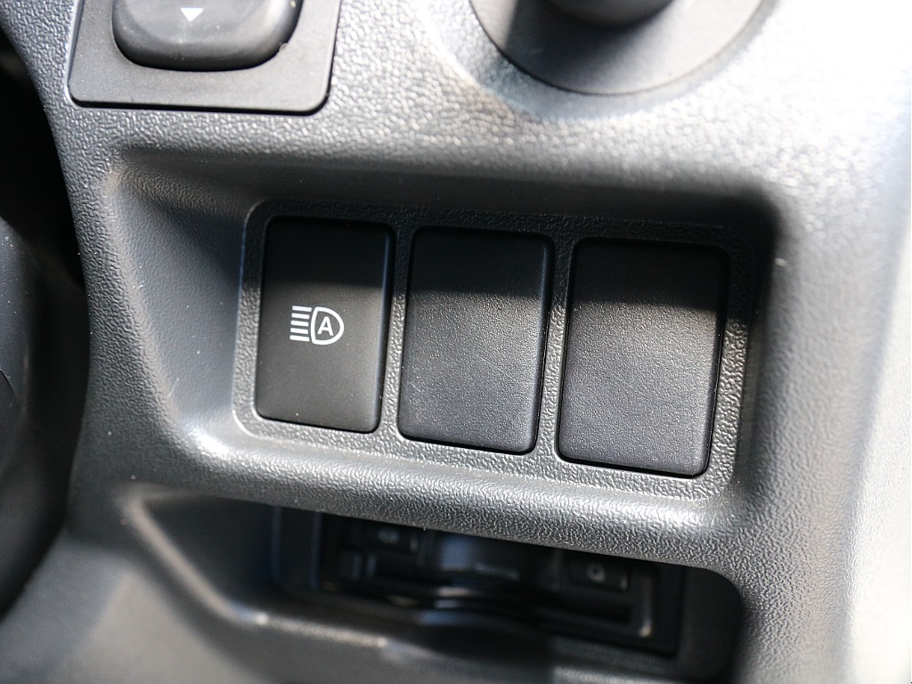 オートハイビームスイッチ付き！！