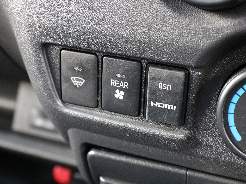 HDMI＆USBポート付き！！