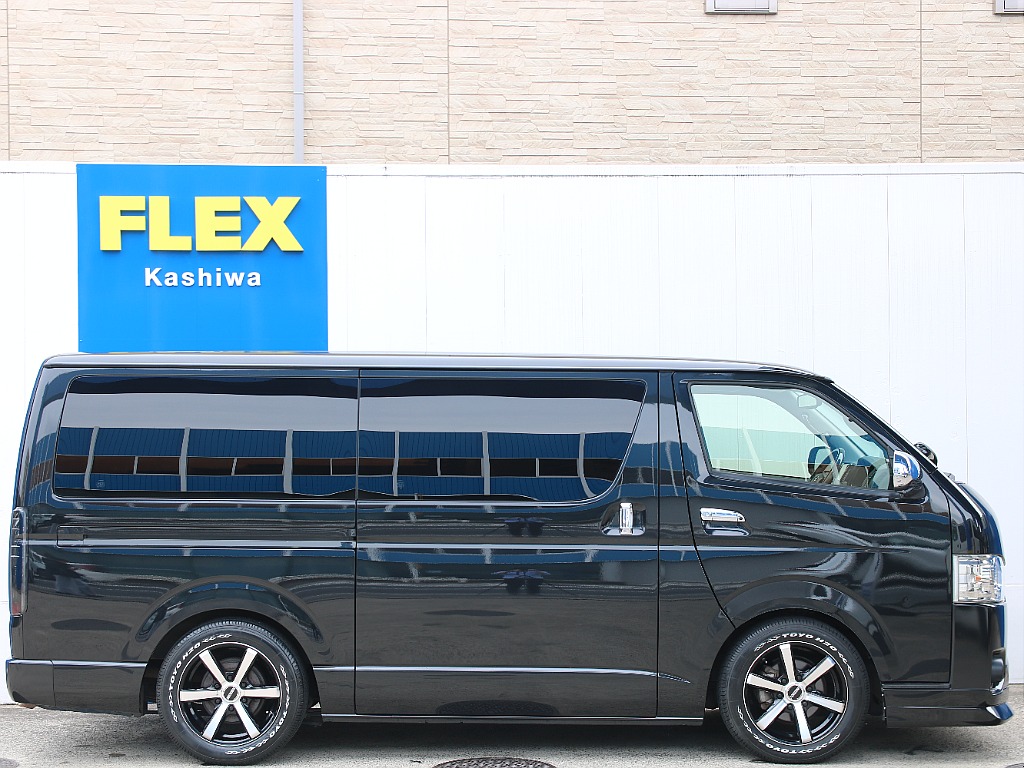トヨタ ハイエースバン(8枚目)