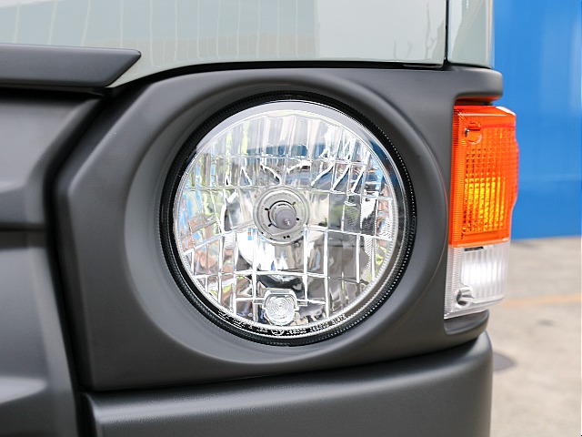 可愛らしい丸目フェイス！！