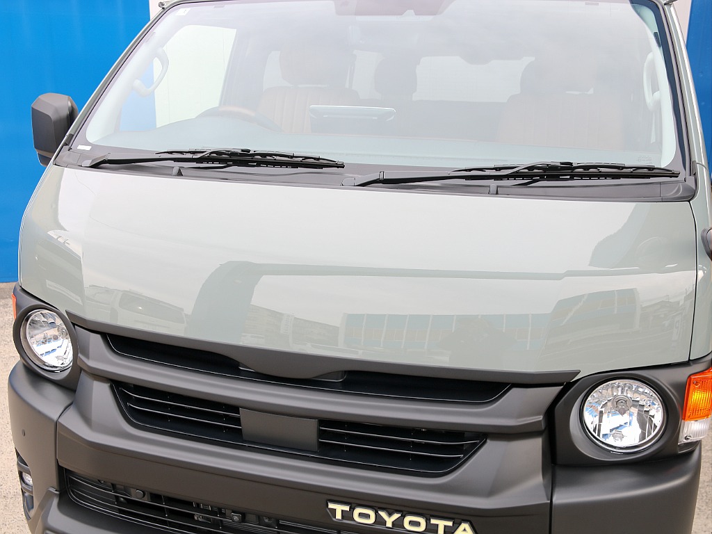 ボンネットスムージング施工済み！！