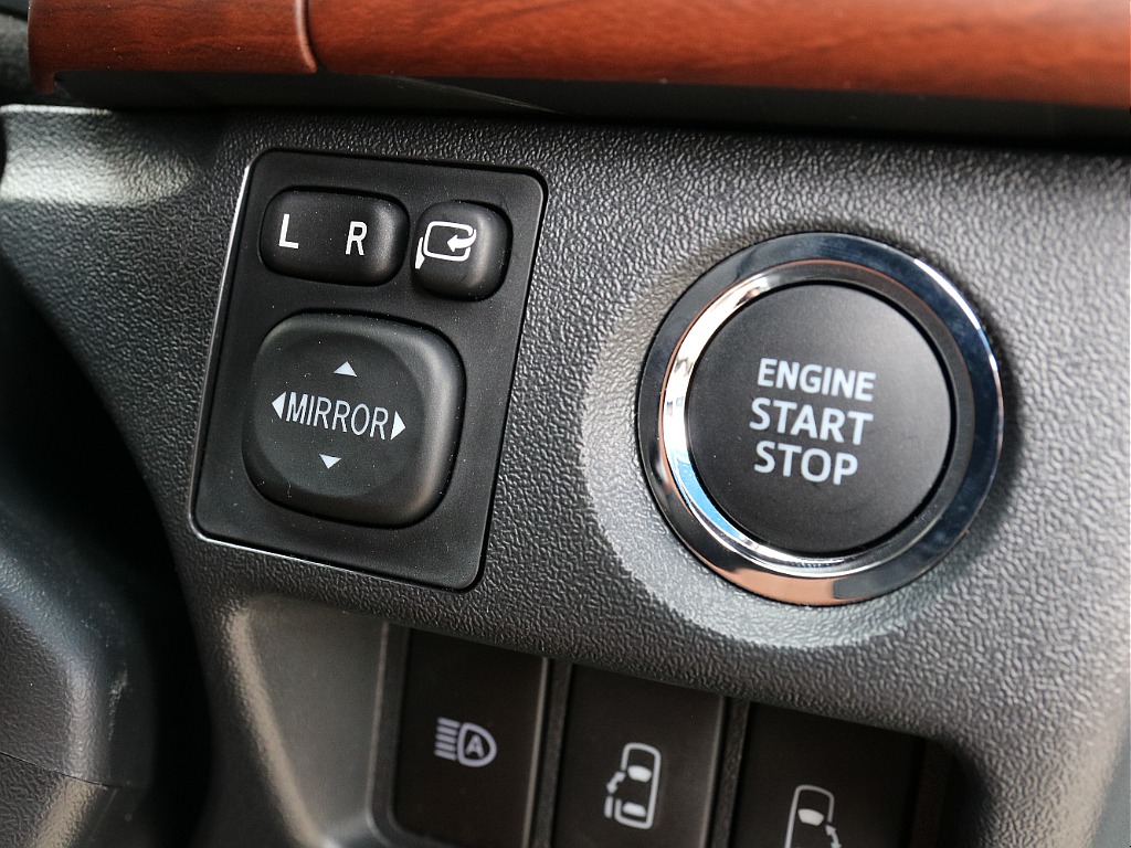 スマートエントリ&プッシュスタート付き！！