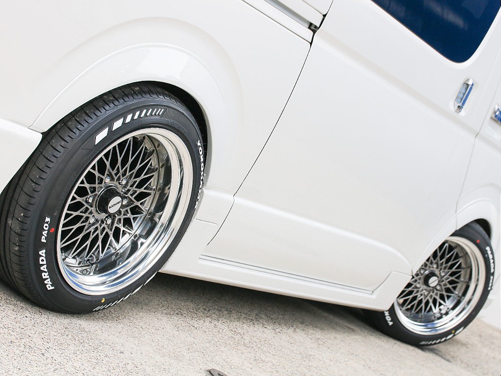 ボディラインにベストマッチなホイール！！ CRS 25㎜オーバーフェンダー付き！！