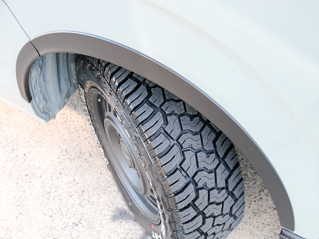 FLEXオリジナル DelfinoLineオーバーフェンダー付き！！