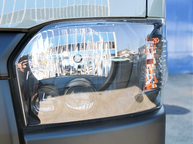 夜間の走行も安心のLEDヘッドランプ付き！！インナーブラックペイント済み！！