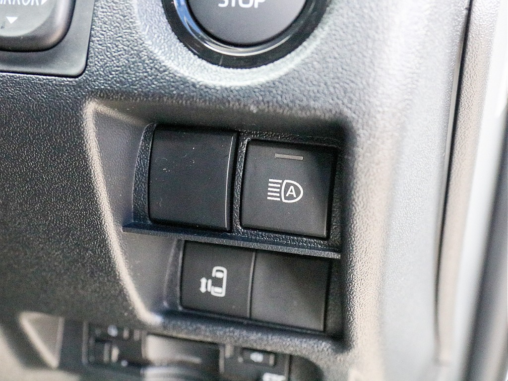 オートハイビームスイッチ付き！！