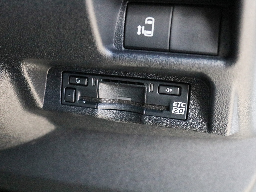 お出かけに便利なETC2.0完備！！