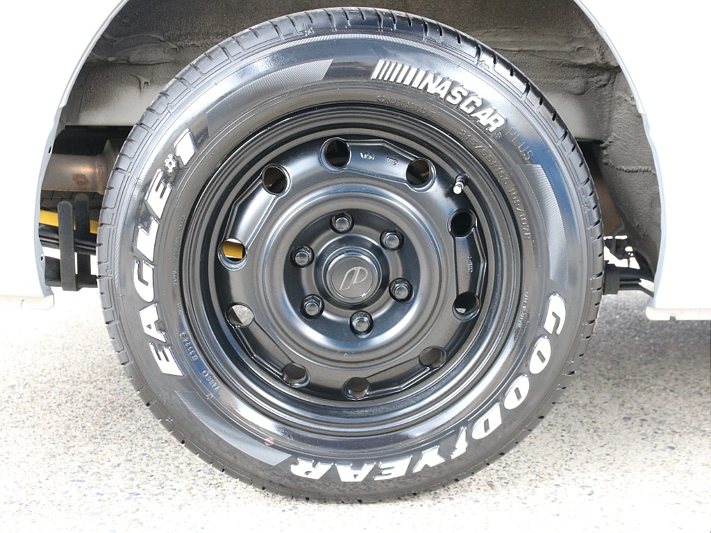 FLEXオリジナル パウ 16インチアルミホイール＆ナスカータイヤ付き！！