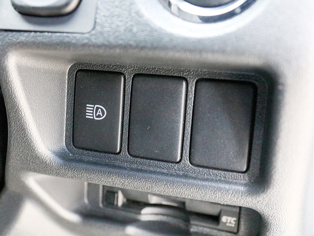 オートハイビームスイッチ付き！！