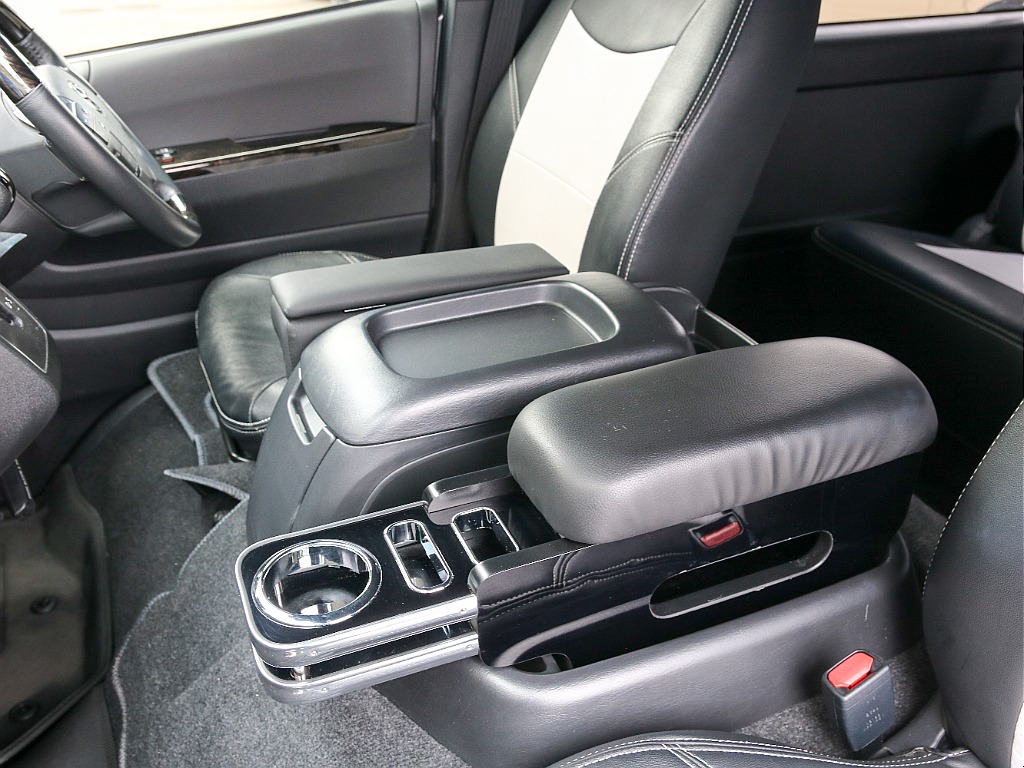 アームレスト付き！！