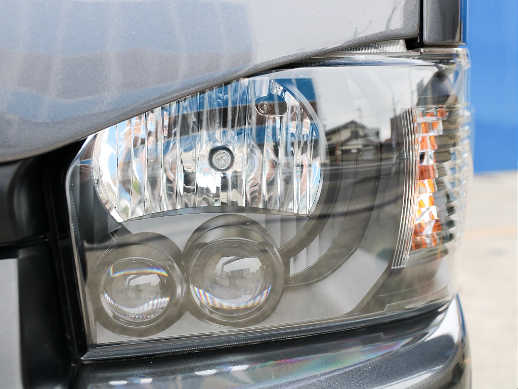 ヘッドライトインナーブラック済み！！